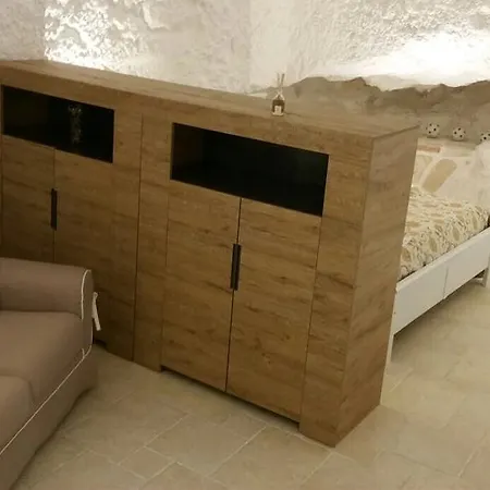 Antbio דירה